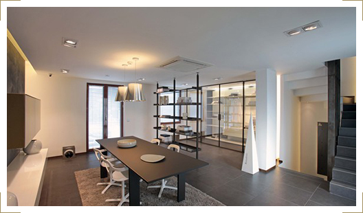 青島辦公室裝修、青島辦公室裝飾,請(qǐng)致電榮峰裝飾設(shè)計(jì)！